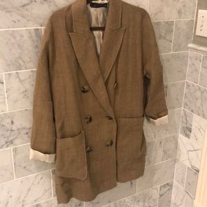 Zara “bloggers favorite” oversized linen blazer😍